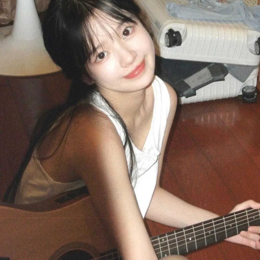 桥上的女孩